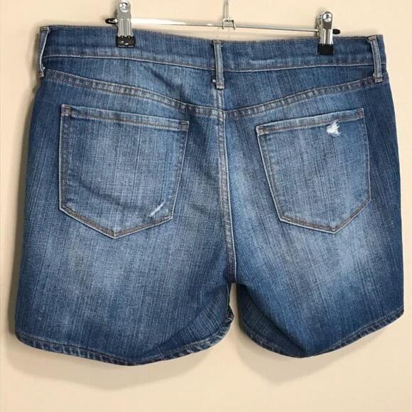 Old Navy Boyfriend Jean Short - Size 10 - Picture 5 of 6